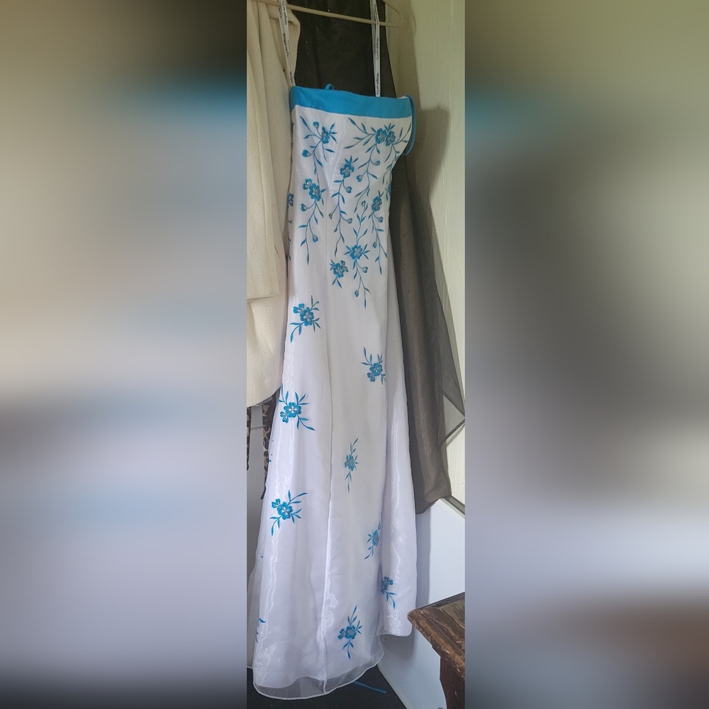 Morgan and Co. Dress
